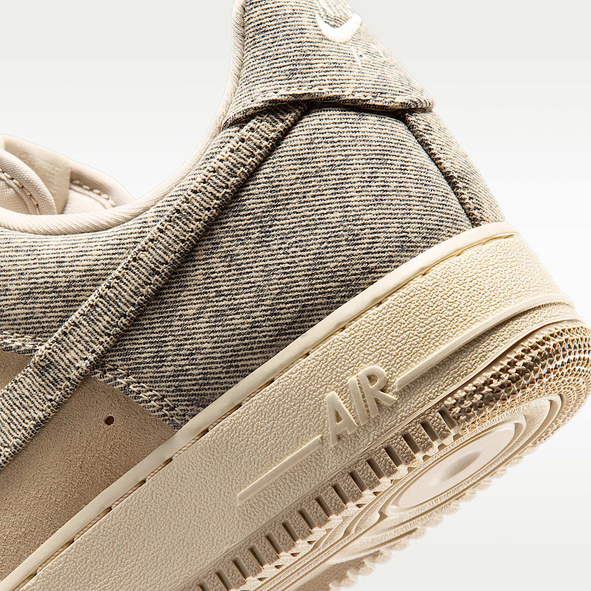 Air Force 1 '07 LV8 "Denim" Shoes