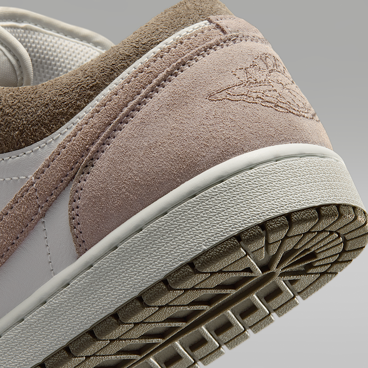 Air Jordan 1 Low Shoes