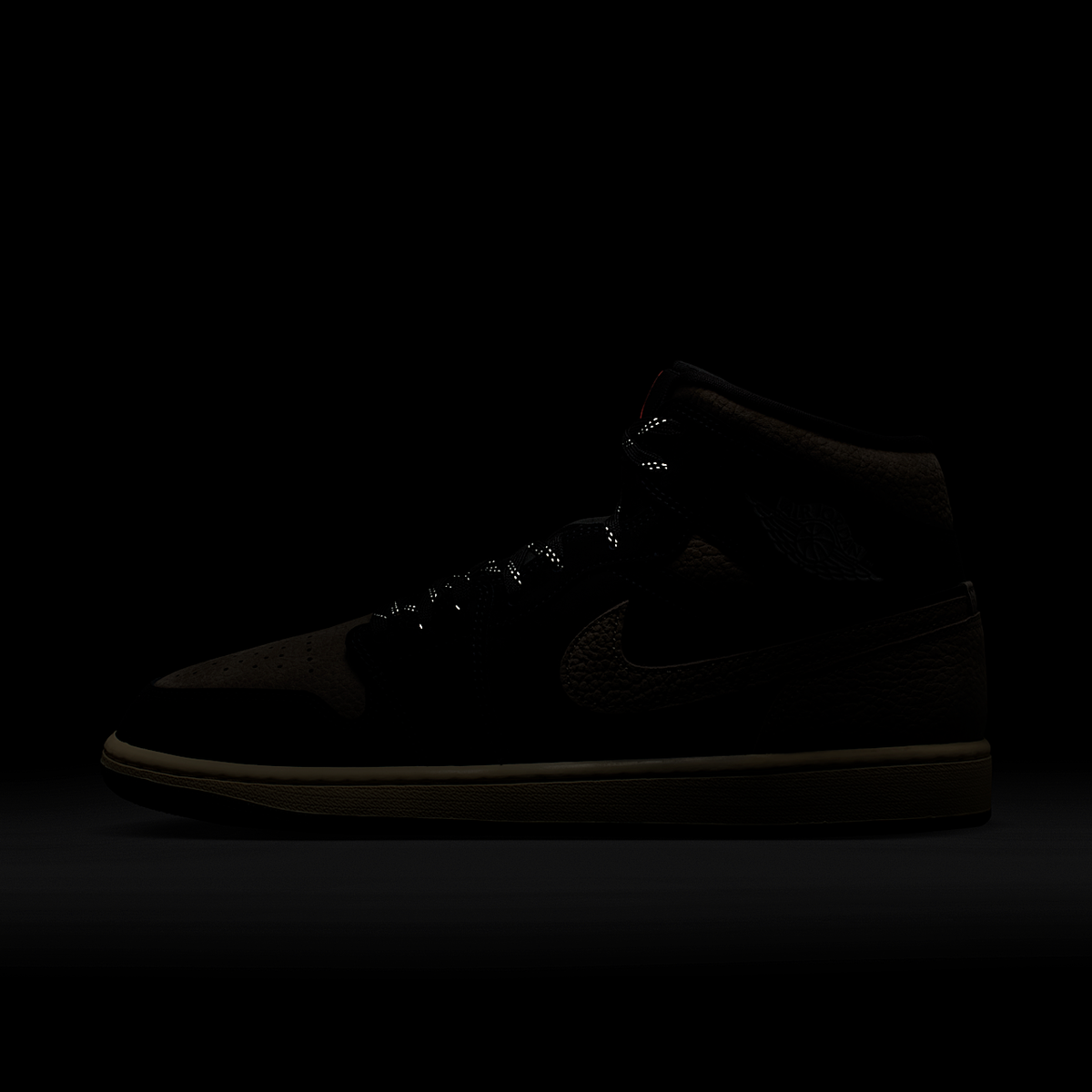 Air 1 Mid SE Shoes