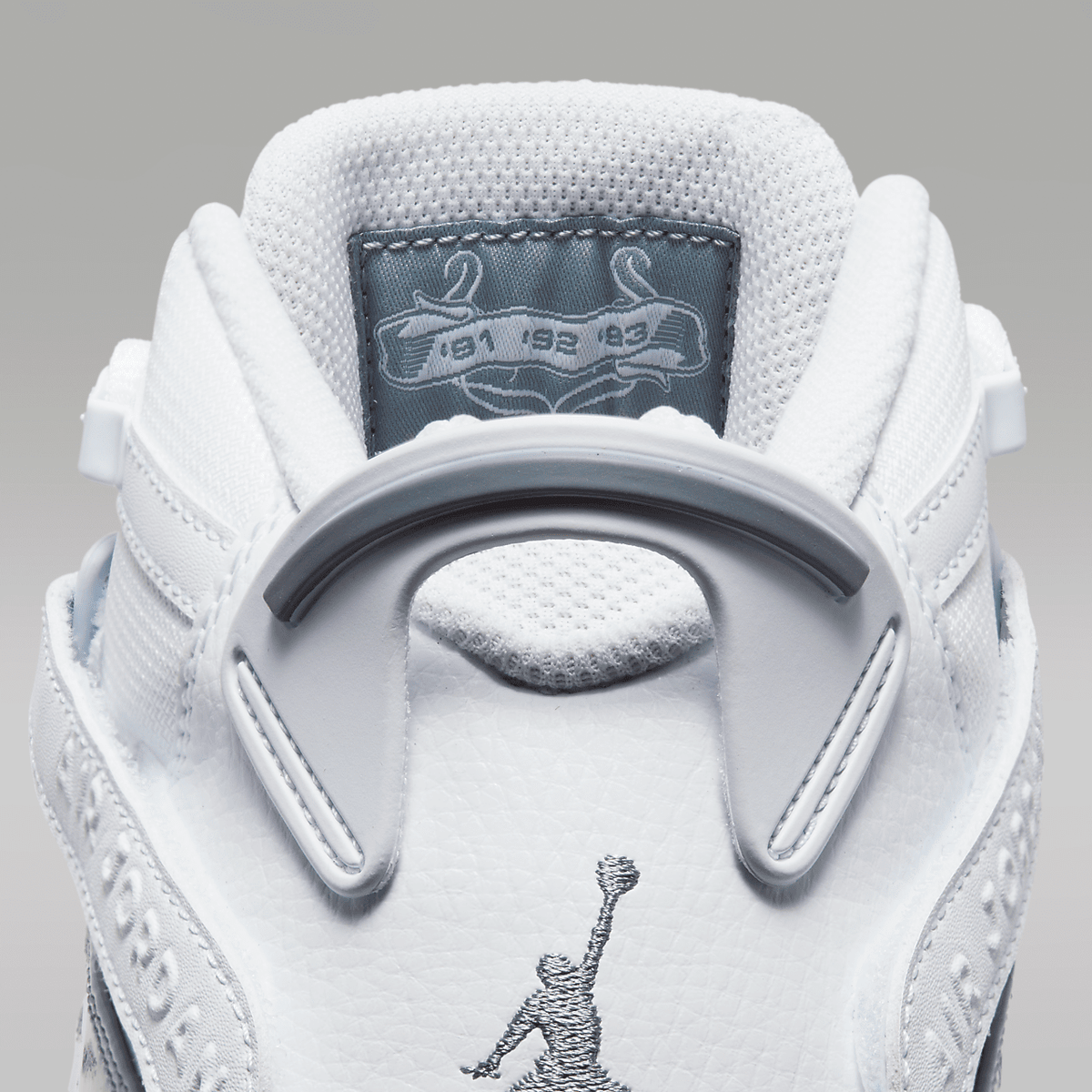 6 Rings Shoes