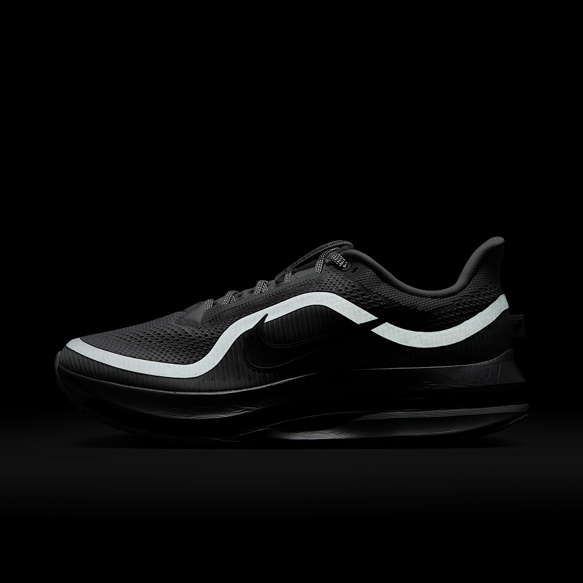 Pegasus Premium Men's Road Running Sneakers