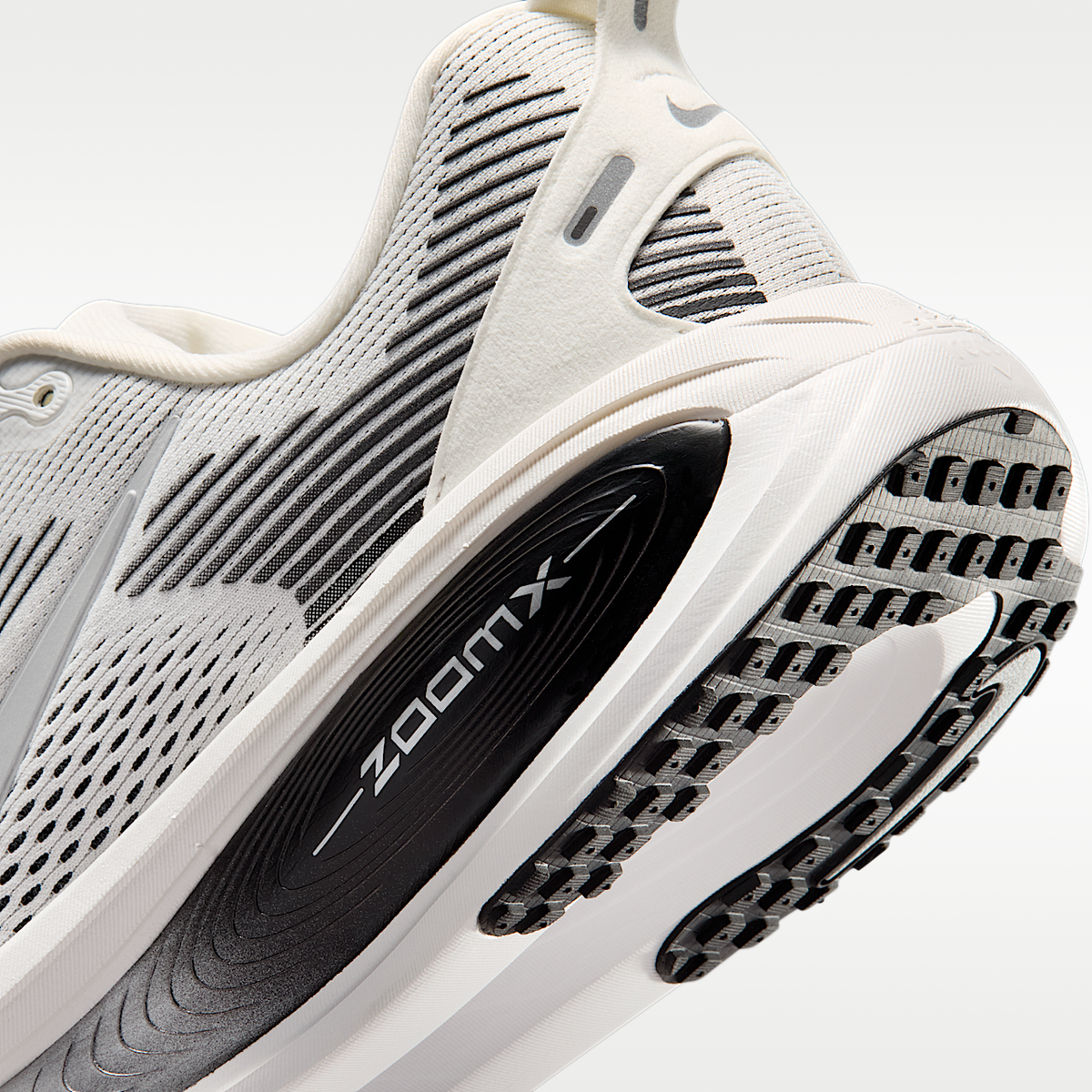 Vomero 18 Road Running Shoes