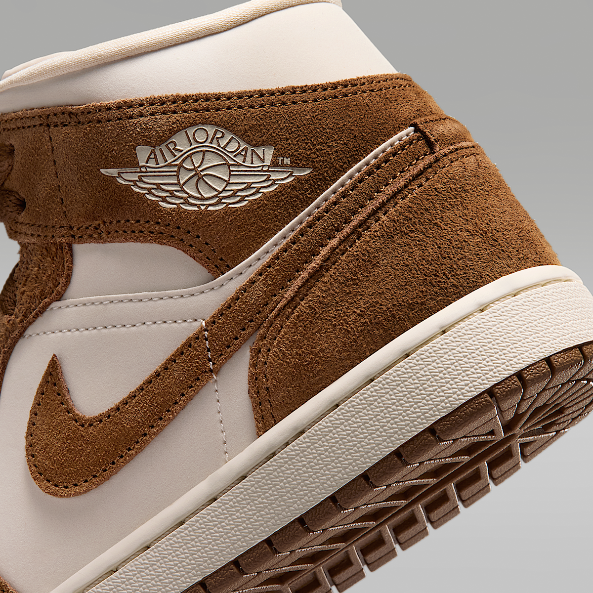 Air 1 Mid Shoes