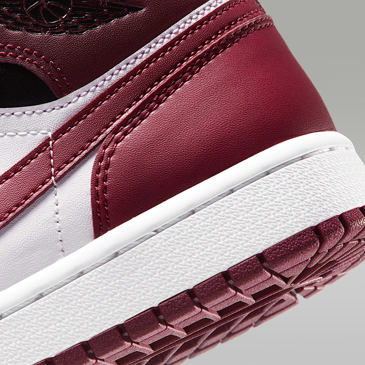 Air 1 Mid SE Sneakers