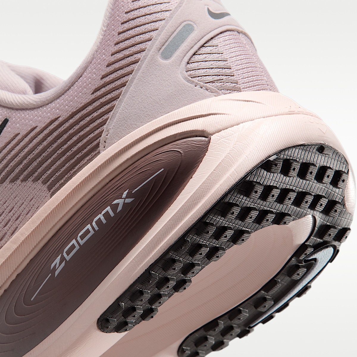 Vomero 18 Road Running Shoes