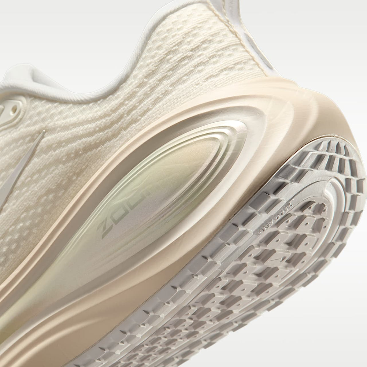Vomero Plus Road Running Shoes