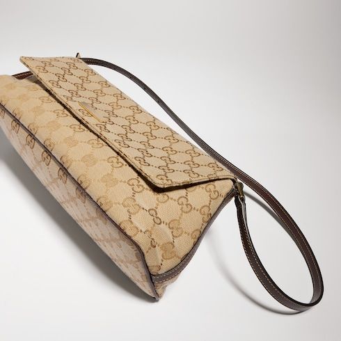 Women's Madison Medium Shoulder Bag With GG Canvas And Logo Plaque