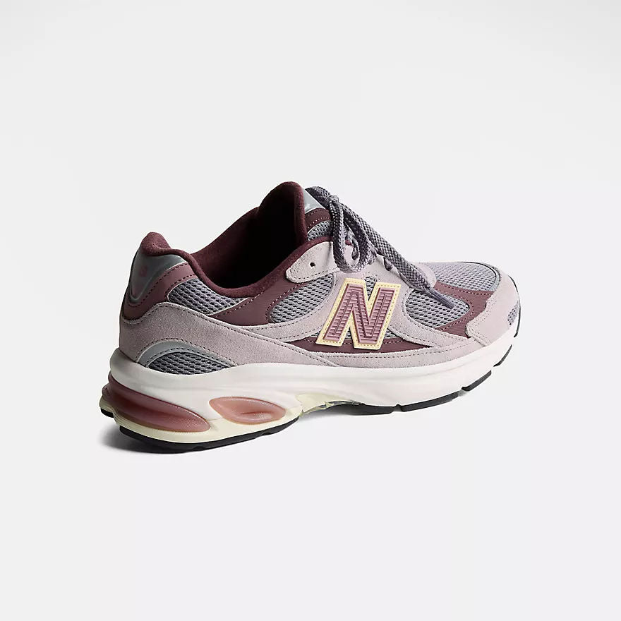 Unisex 2010 Lifestyle Sneakers