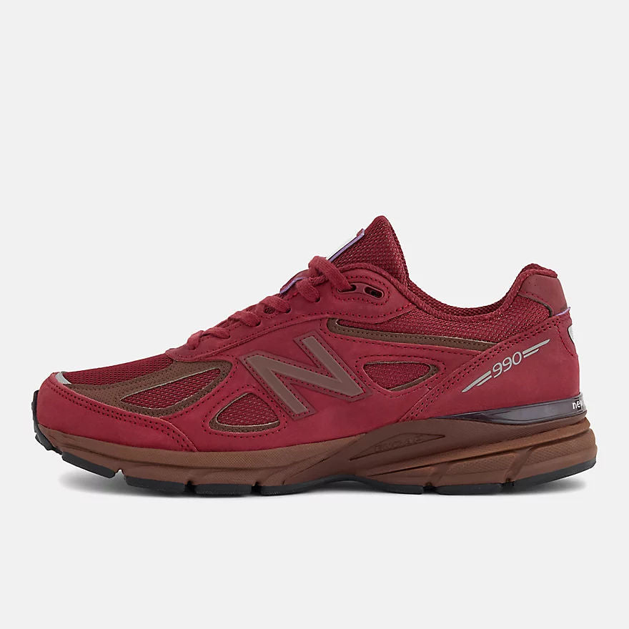 Unisex 990v4 Lifestyle Sneakers