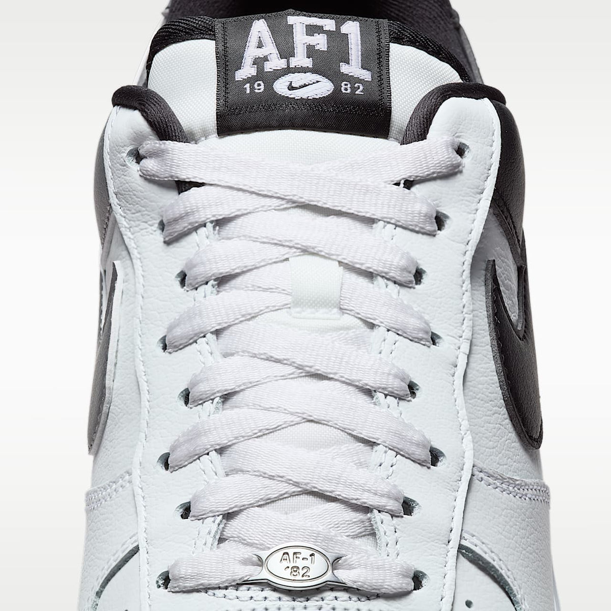 Air Force 1 '07 LV8 Shoes