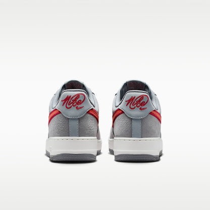 Air Force 1 '07 LV8 Sneakers