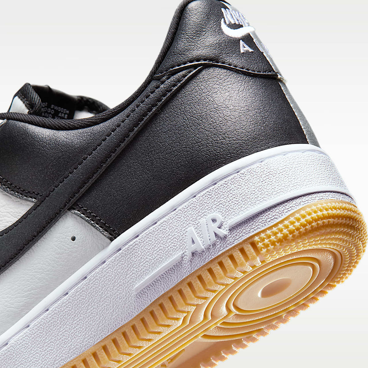 Air Force 1 '07 LV8 Shoes
