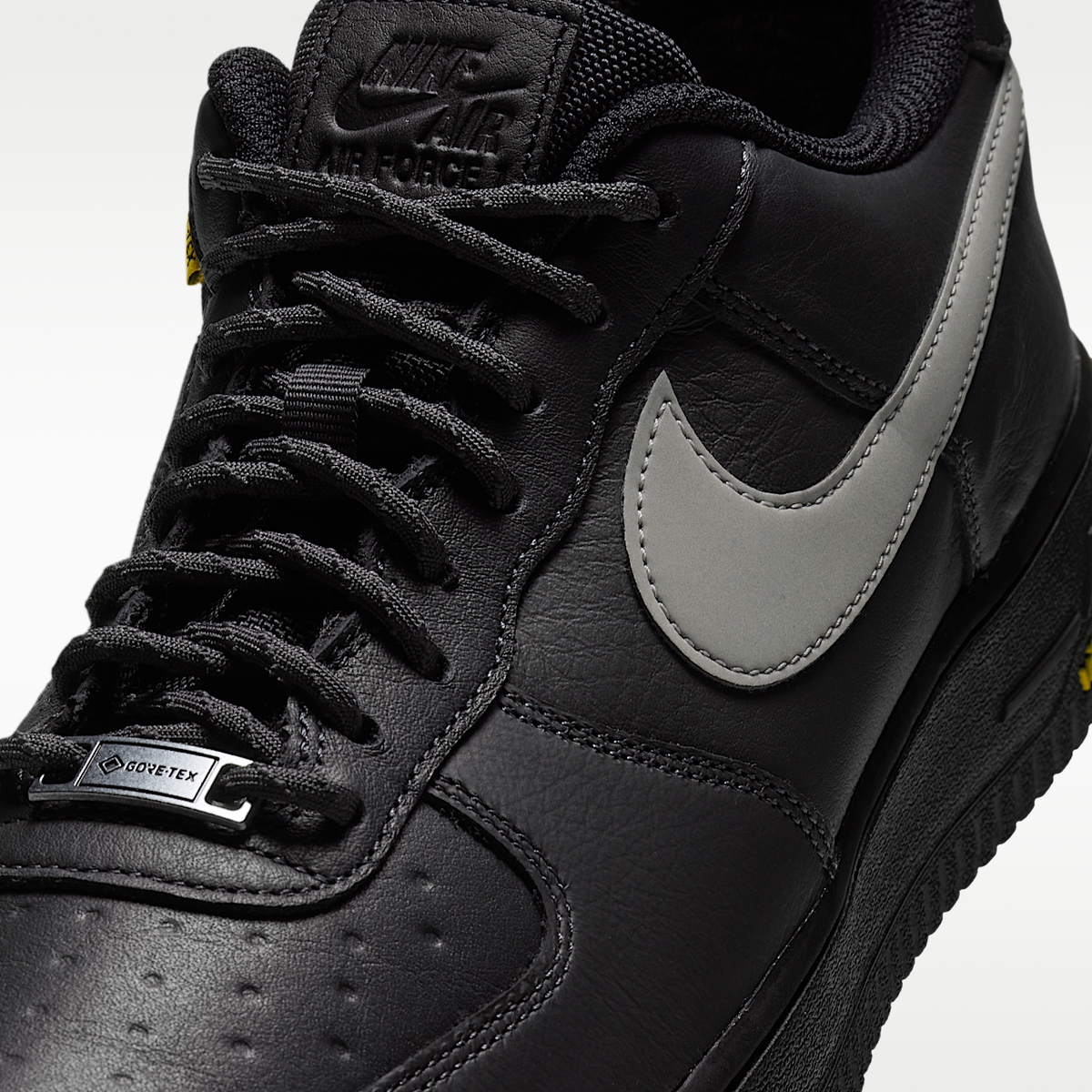 Nike Air Force 1 GORE-TEX Vibram Men's Shoes HV5953-002