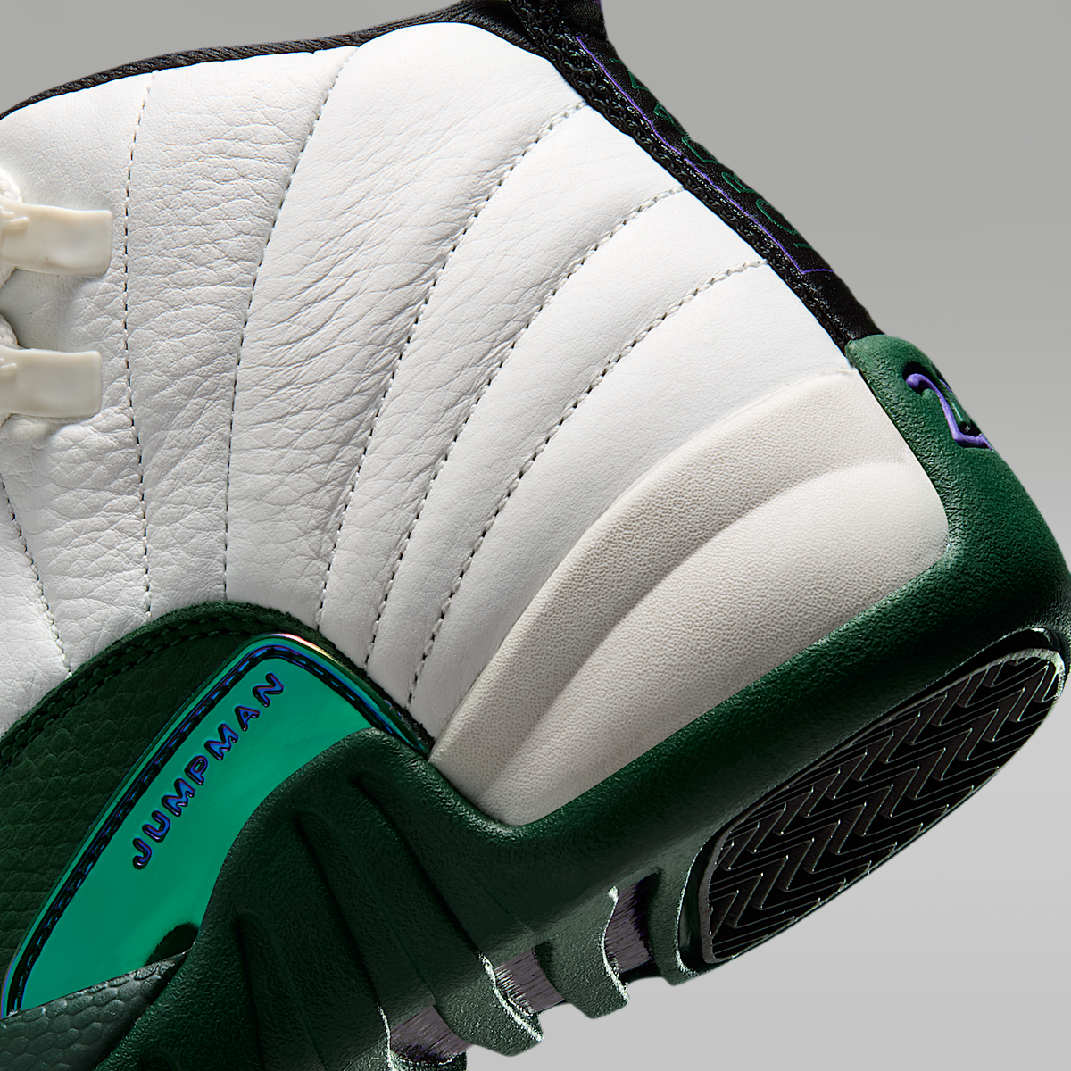 Jordan Air 12 Retro Big Kids' Shoes 153265-103