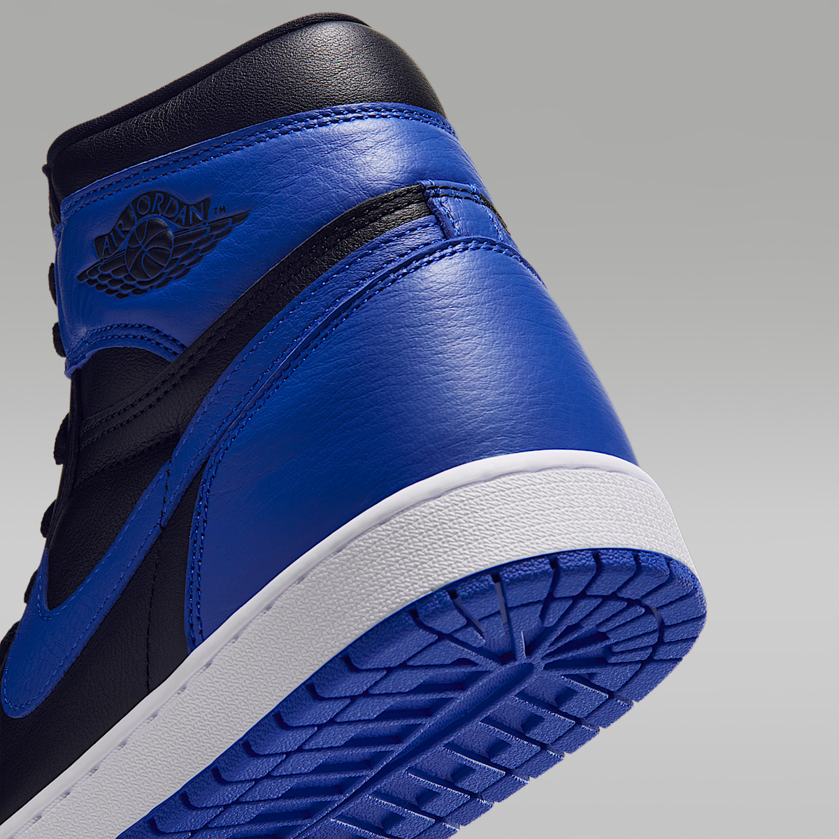 Air Jordan 1 High OG Men's Shoes IQ5495-005