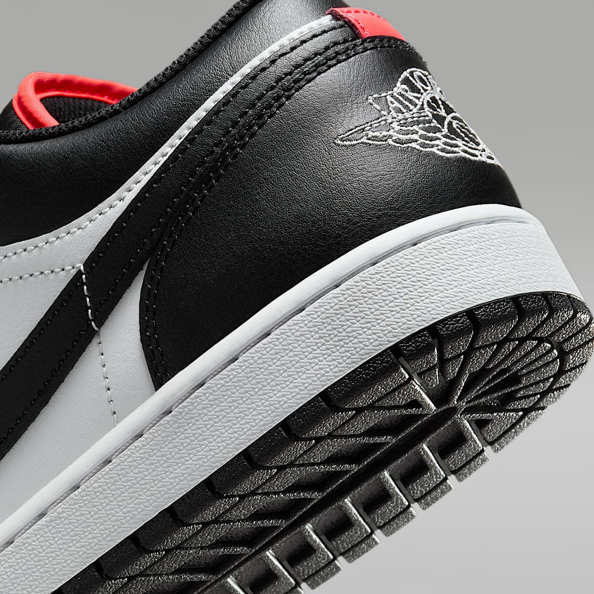 Air 1 Low Sneakers