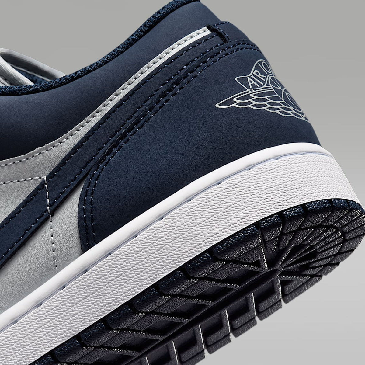 Air Jordan 1 Low Sneakers