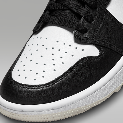 Air Jordan 1 Low G Golf Sneakers