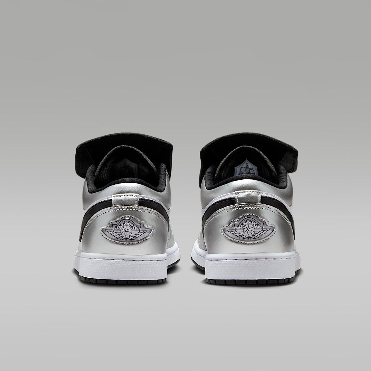 Air 1 Low SE Sneakers