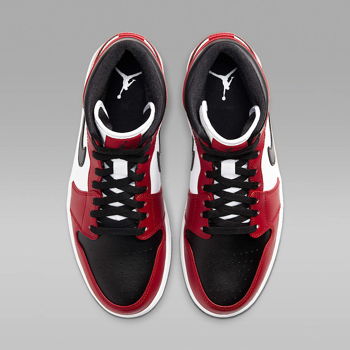 Air Jordan 1 Mid Sneakers