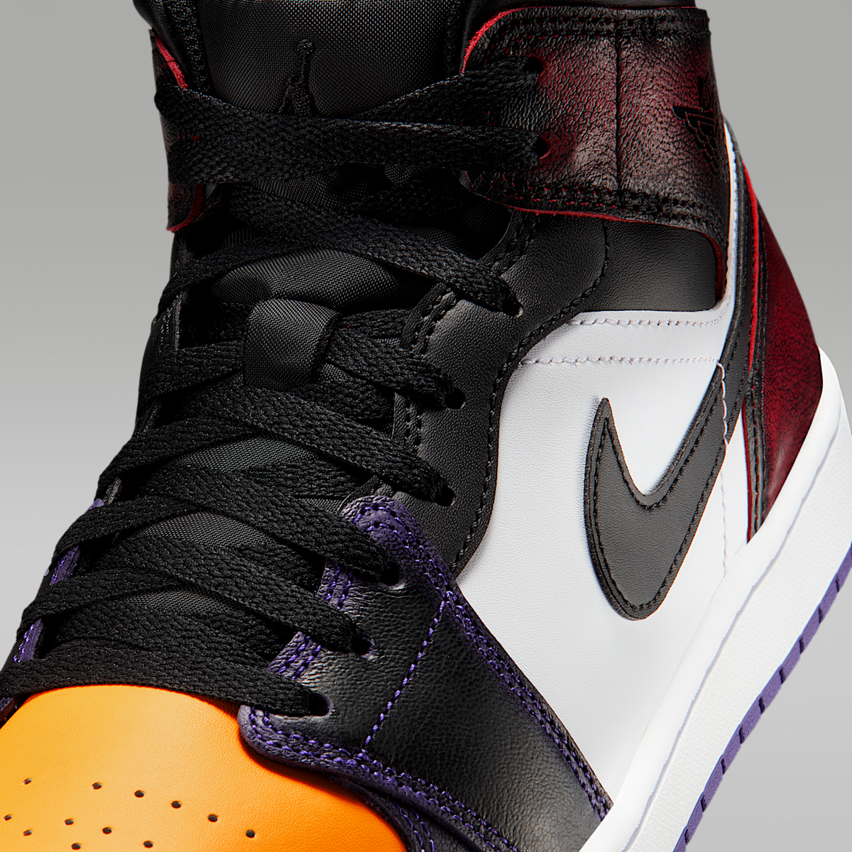 Air Jordan 1 Mid SE Shoes