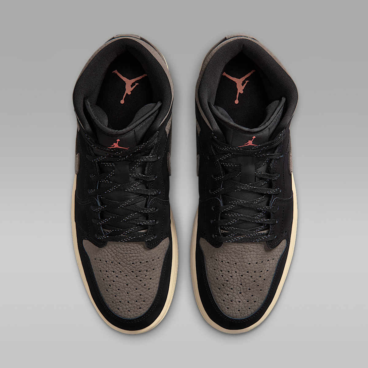 Air 1 Mid SE Shoes