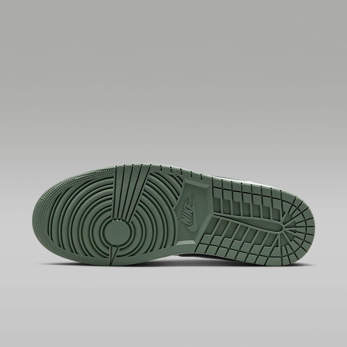 Air 1 Mid Sneakers