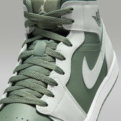 Air 1 Mid Sneakers