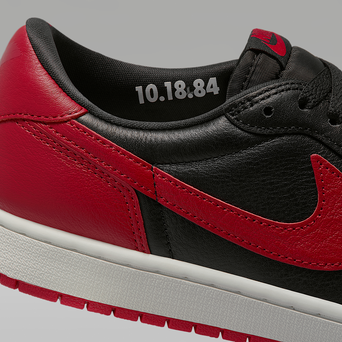 Air 1 Retro Low OG "Banned" Shoes