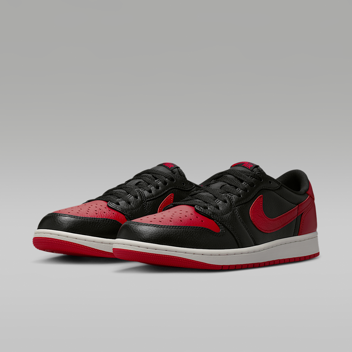 Air 1 Retro Low OG "Banned" Shoes