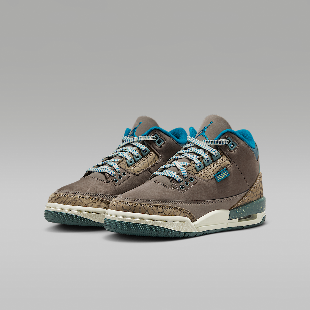 Jordan Air 3 Retro Big Kids' Shoes IB7066-001