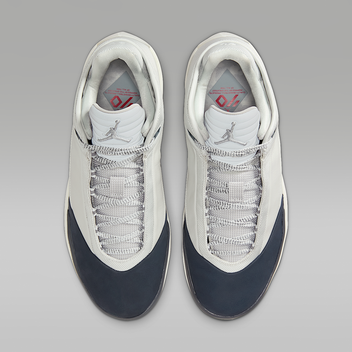 40 "Wolf Grey" Basketball Sneakers - Responsive Cushioning And Enhanced Traction