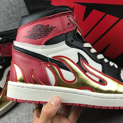 Air Jordan 1 Fire Bred Black Toe Limited AJ1 Classic