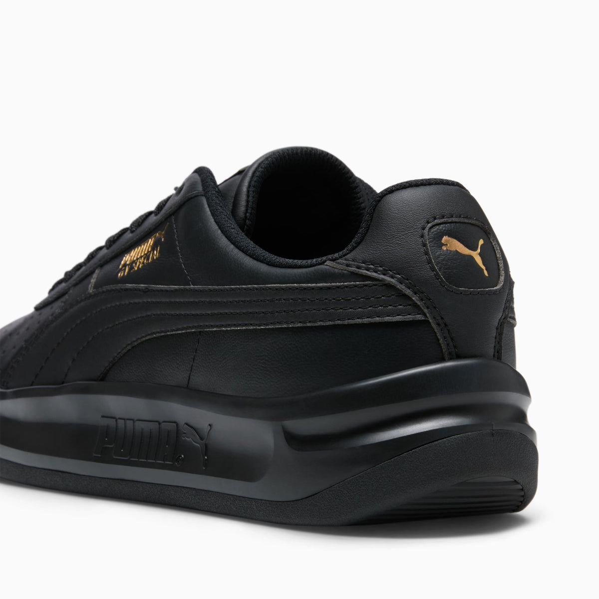 GV Special Retro Sneakers