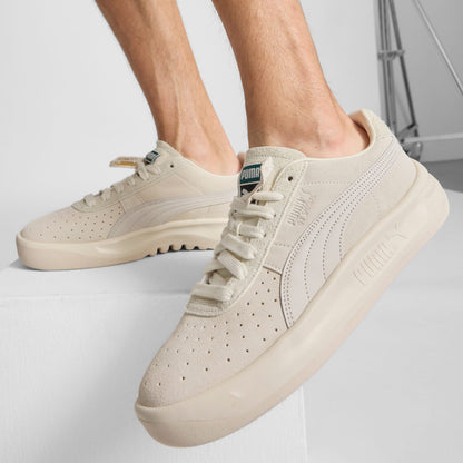 GV Special Suede Sneakers Sneakers
