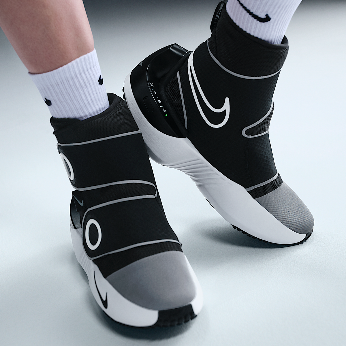 Nike x Hyperice Hyperboot Shoes 65000-001