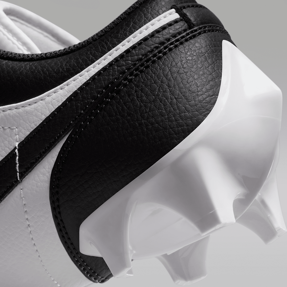 1 Low TD Football Cleats