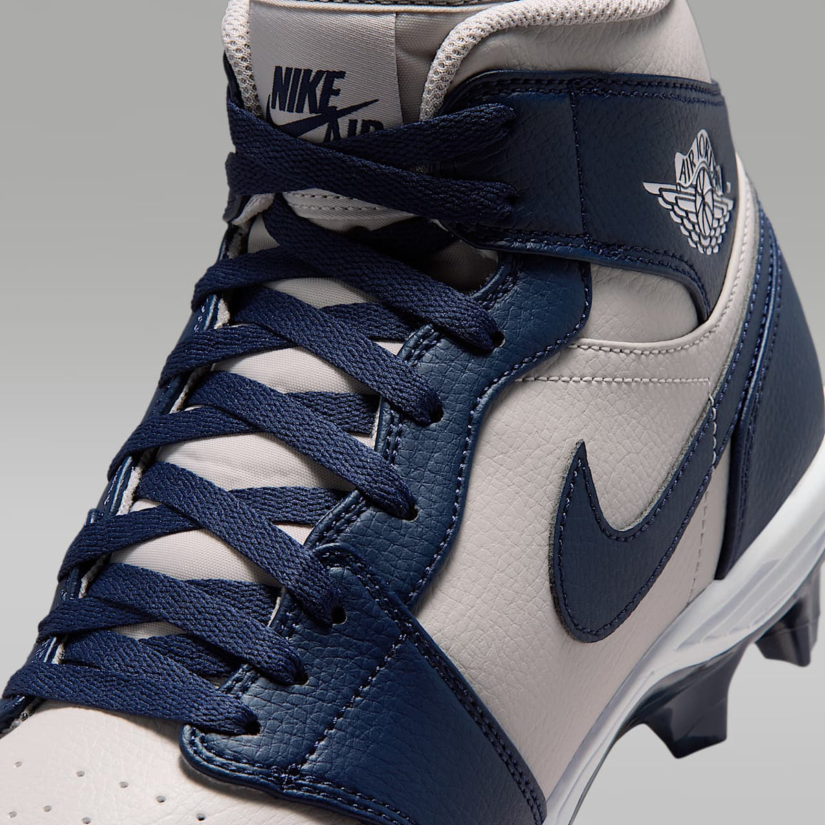 1 Mid TD Football Cleats