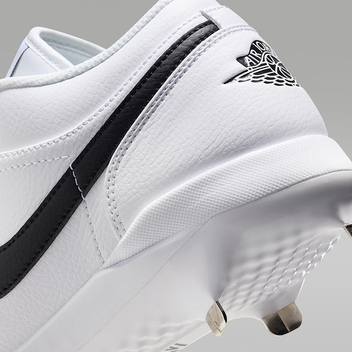 1 Retro Low Metal Baseball Cleats Sneakers