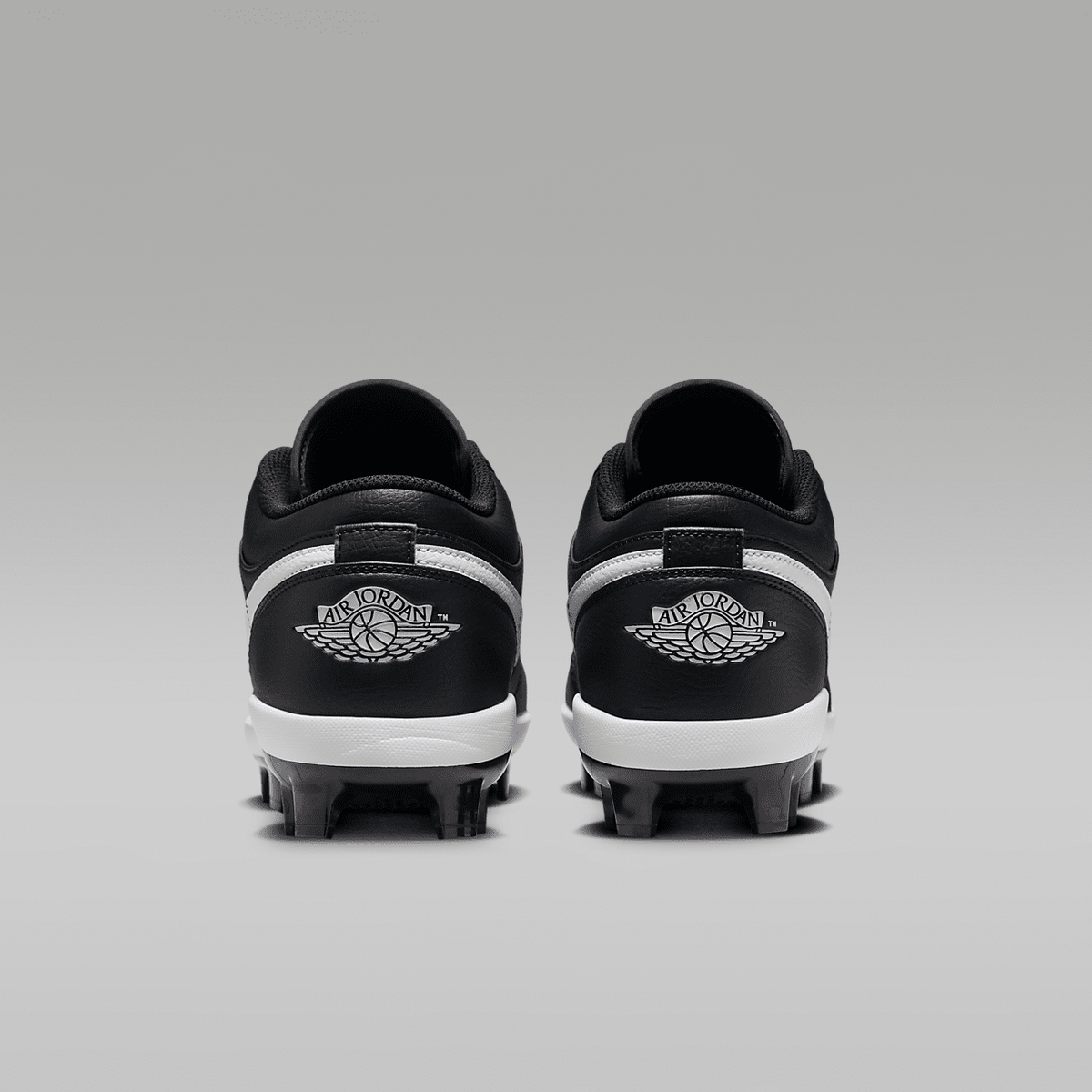 1 Retro MCS Low Men's Baseball Cleats Sneakers