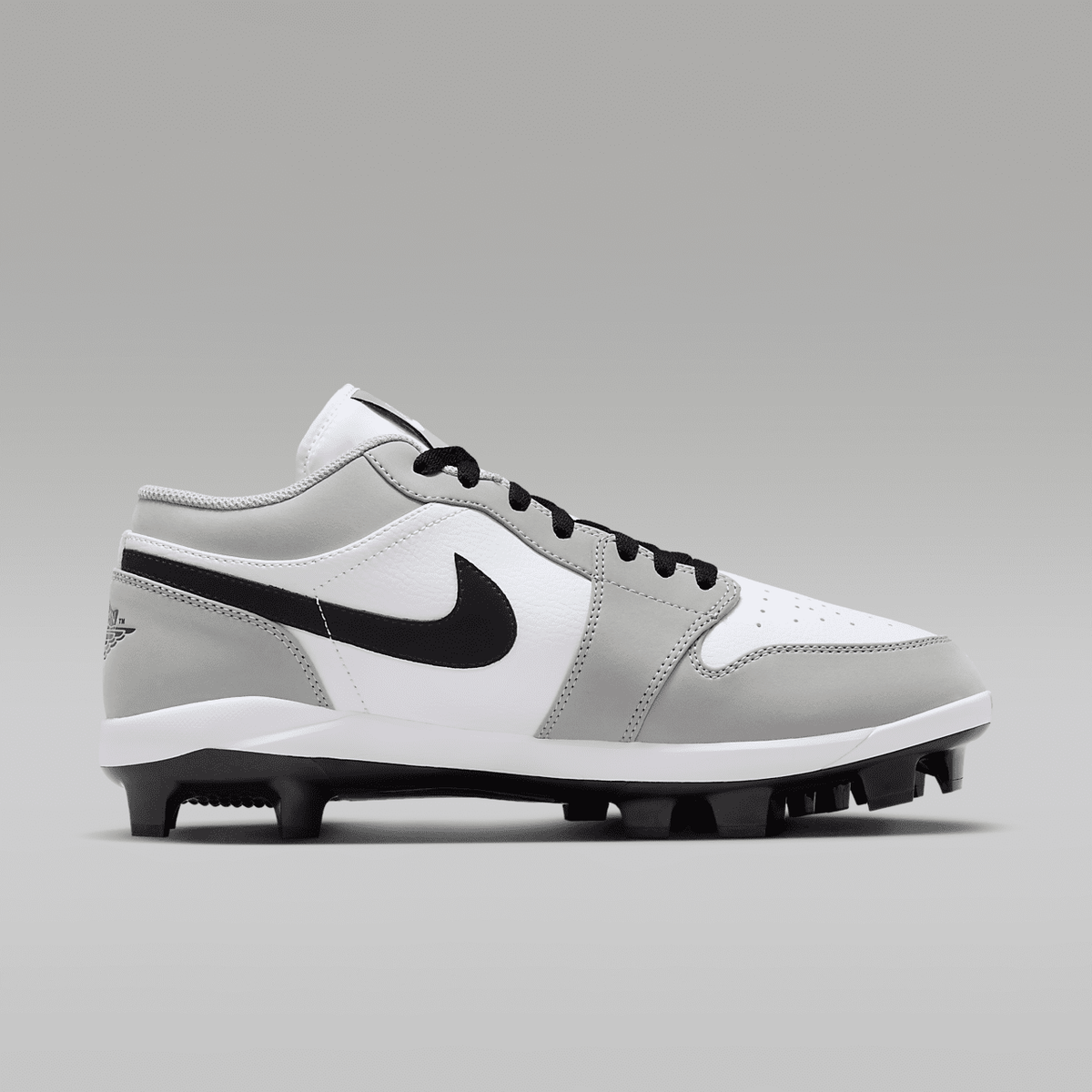 1 Retro MCS Low Men's Baseball Cleats Sneakers