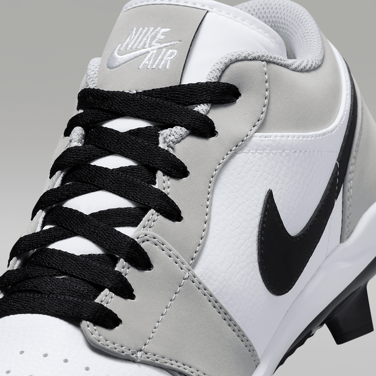 1 Retro MCS Low Men's Baseball Cleats Sneakers