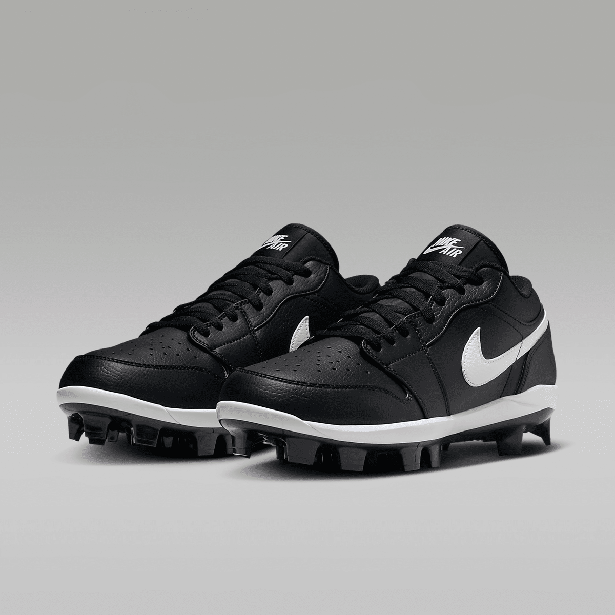 1 Retro MCS Low Men's Baseball Cleats Sneakers