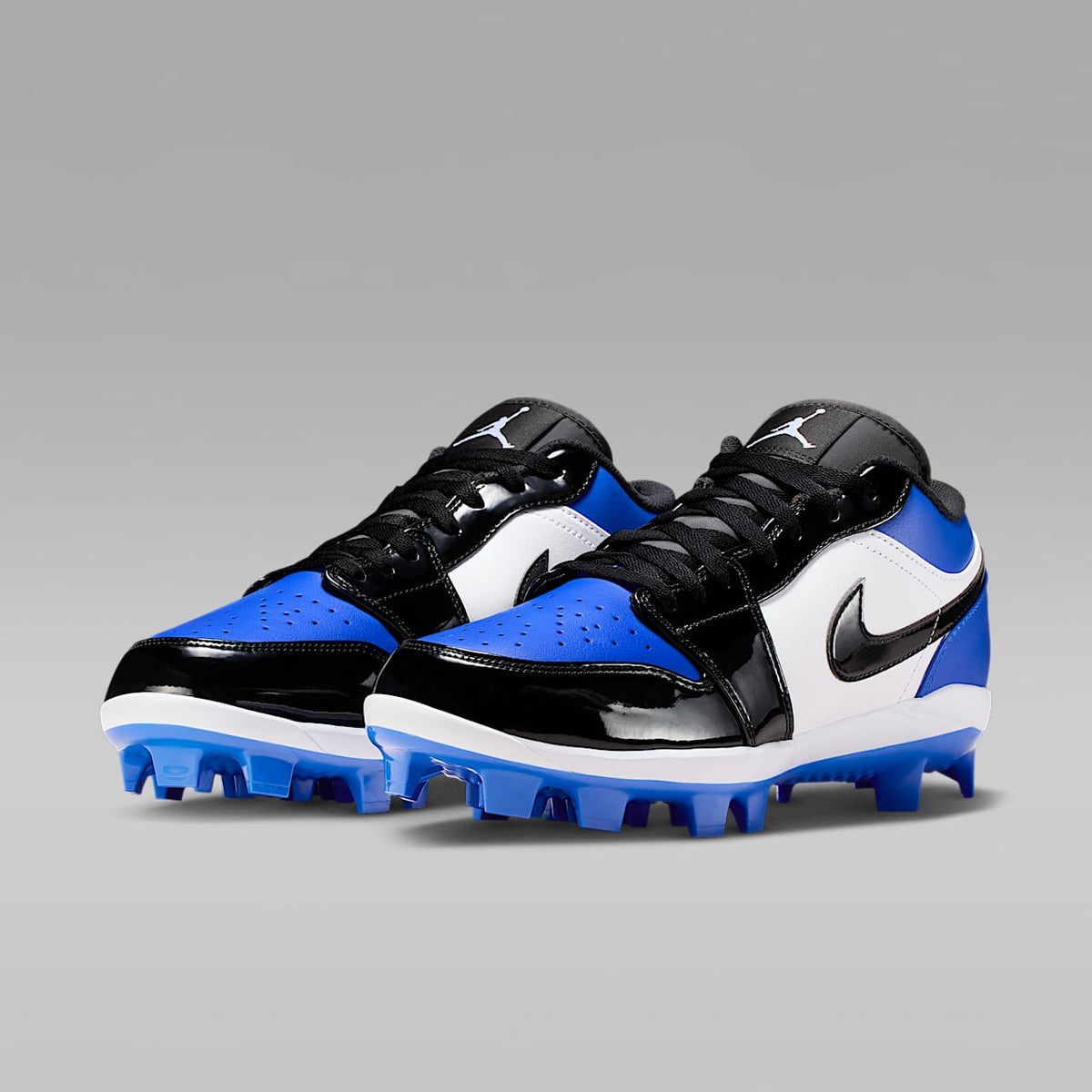 1 Retro MCS Low Men's Baseball Cleats Sneakers