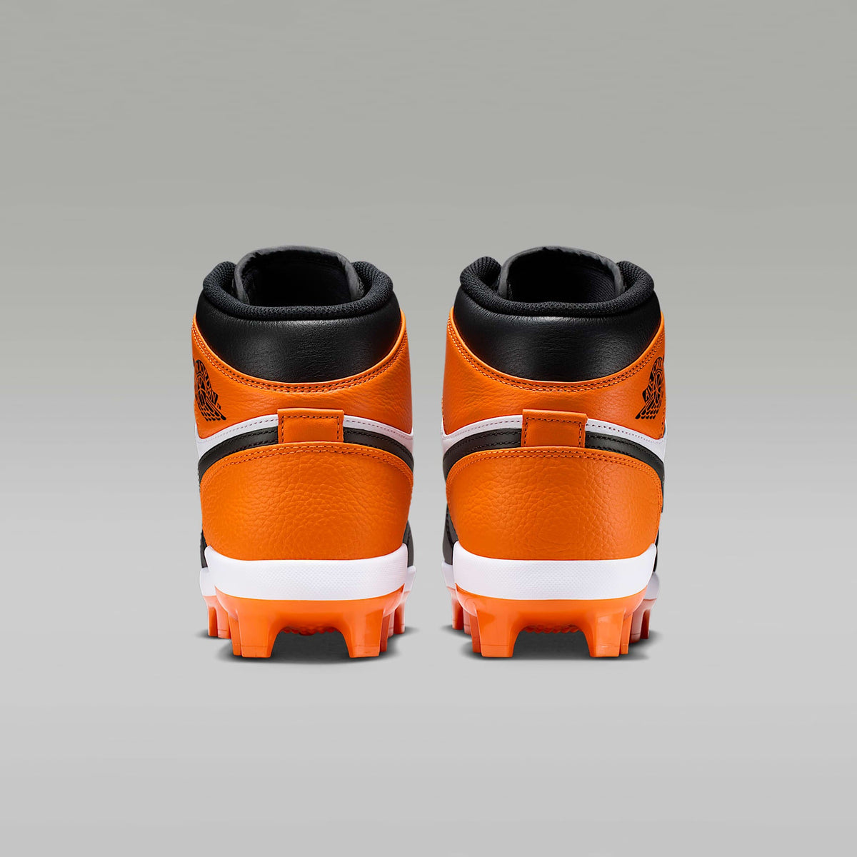 1 Retro MCS SE Men's Baseball Cleats Sneakers