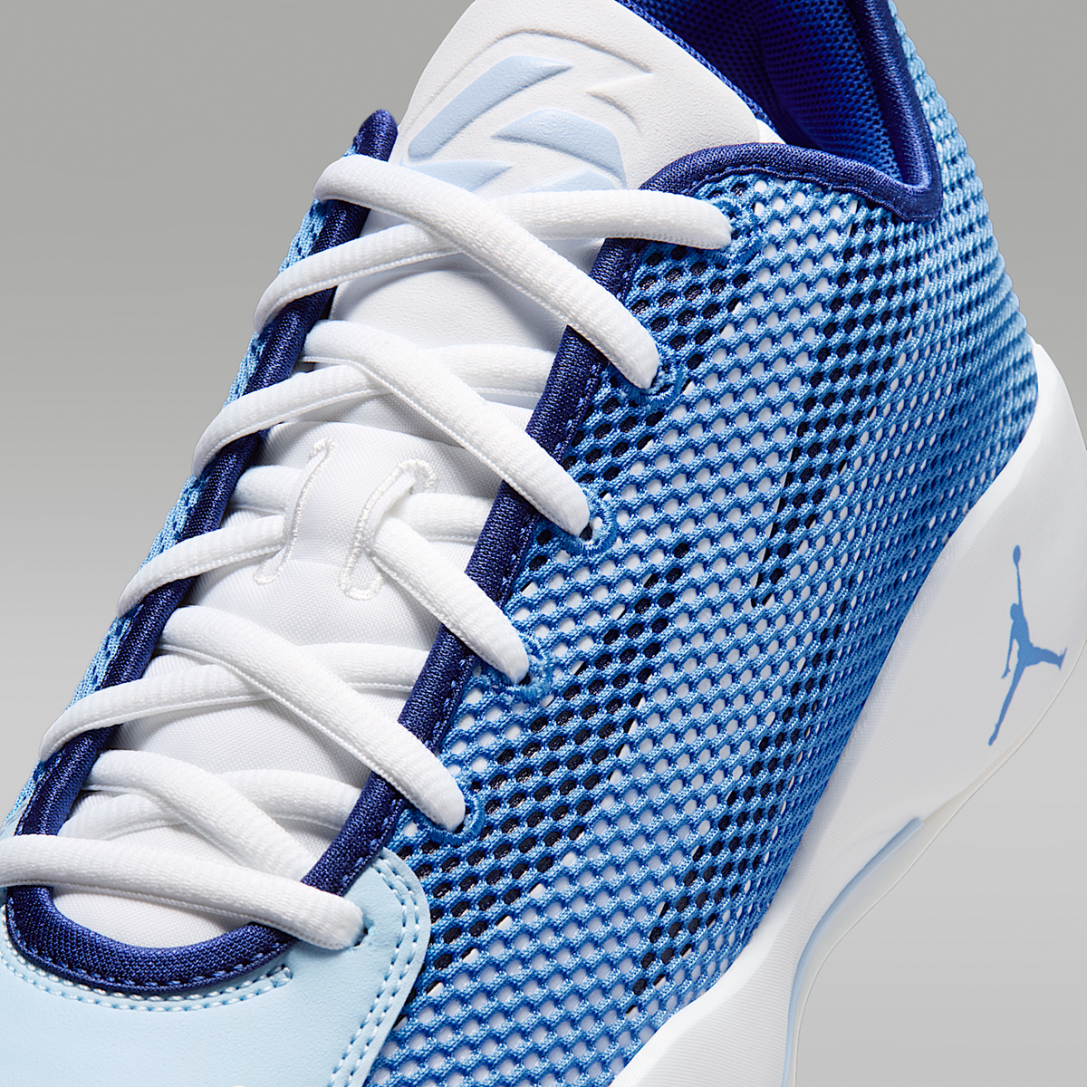 Luka 77 Basketball Sneakers