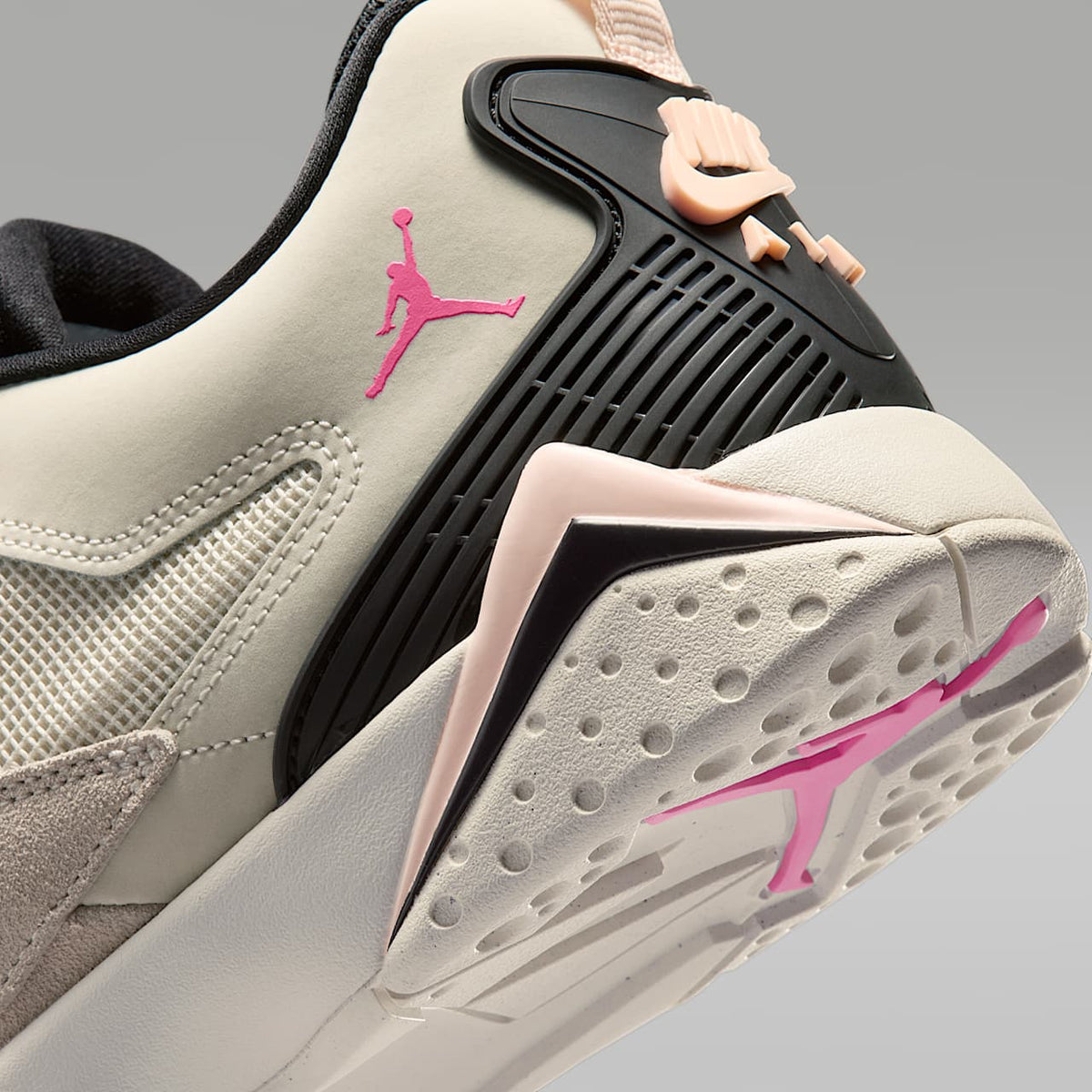 Air MVP 92 Shoes