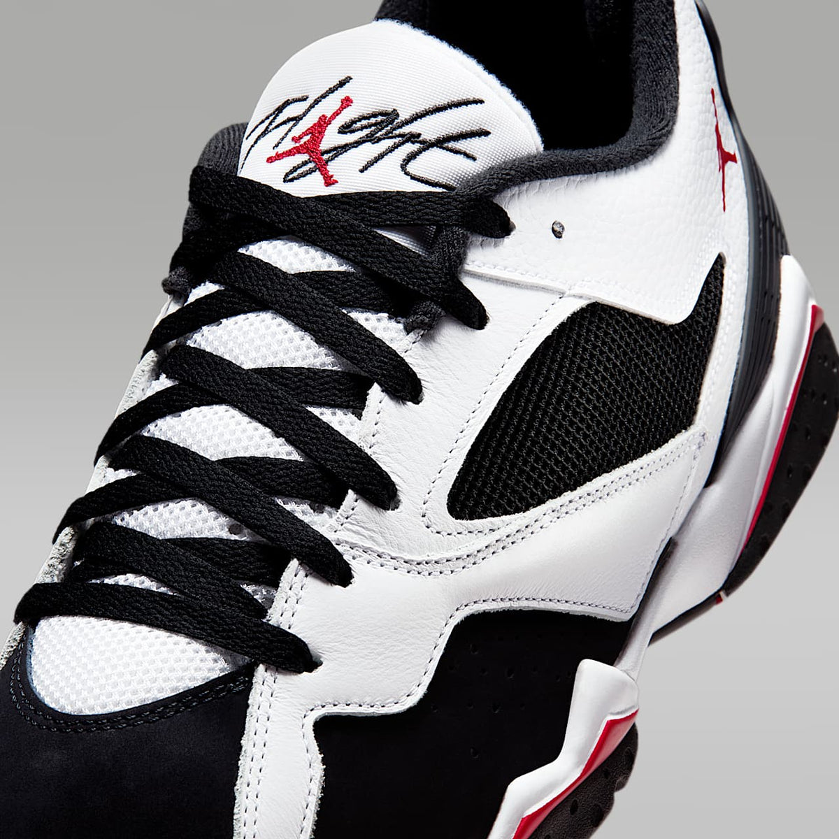 MVP 92 Sneakers