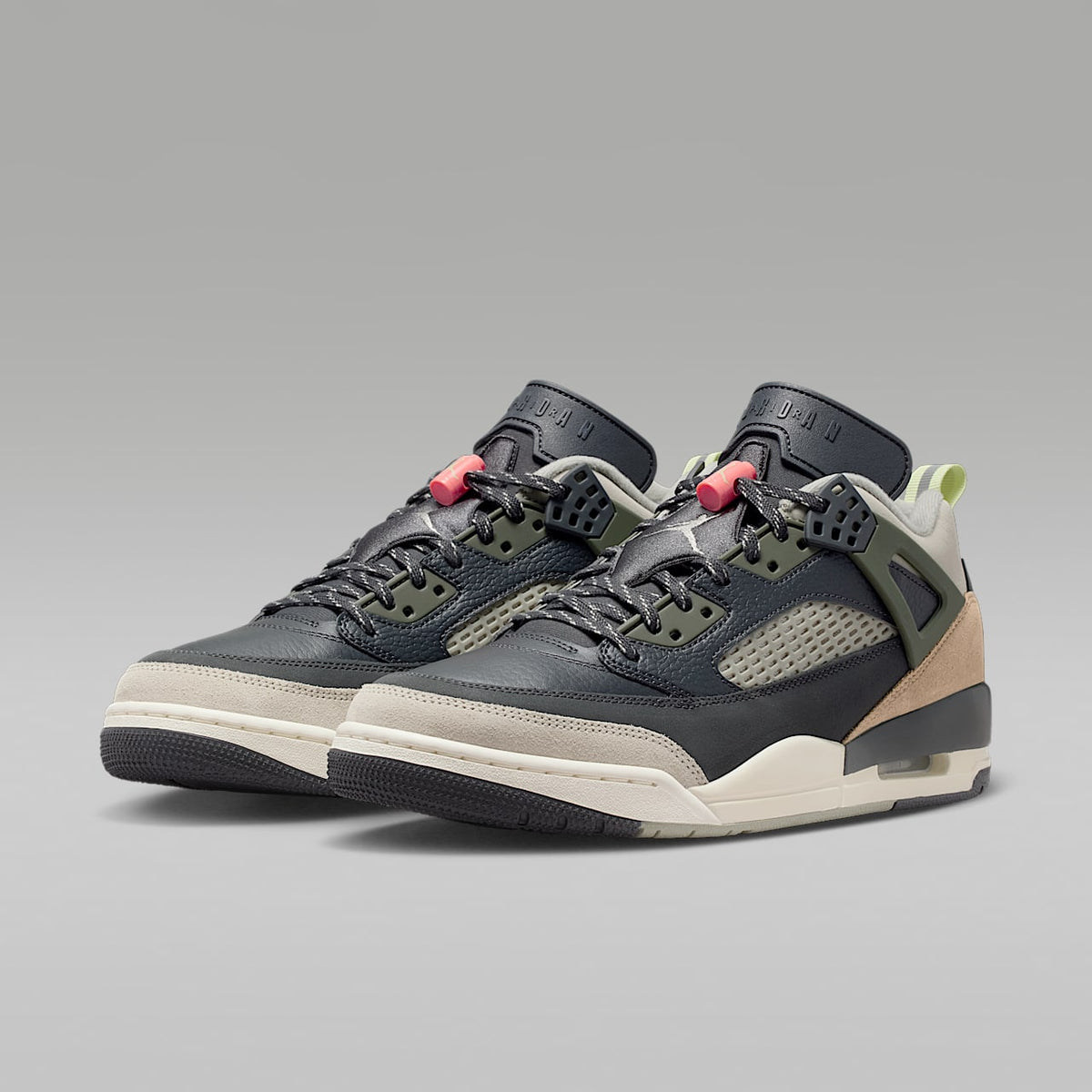 Spizike Low Shoes