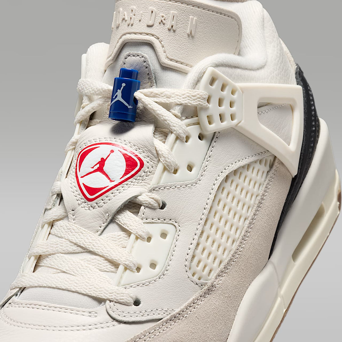 Spizike Low Shoes